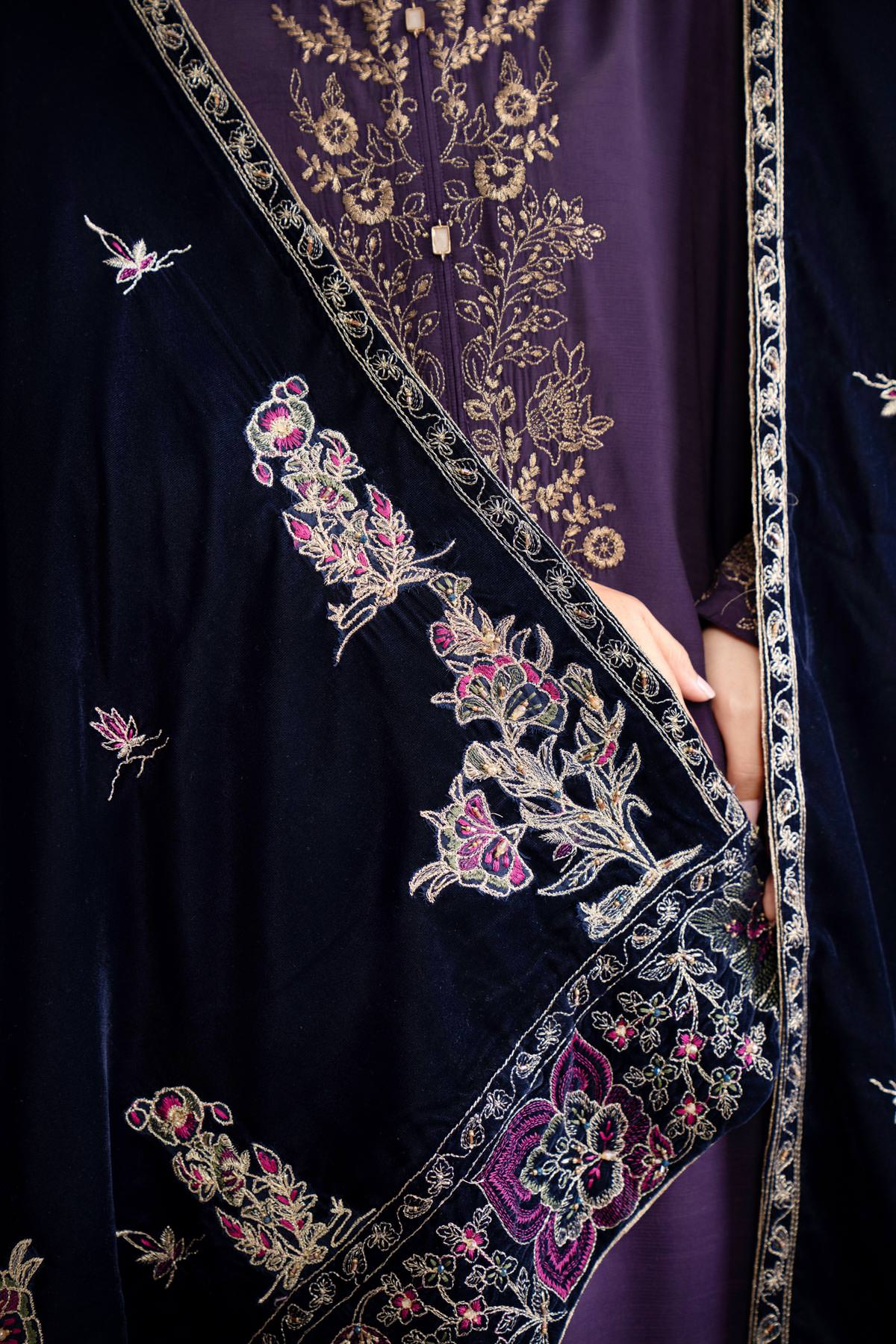 1 Piece Blue Embroidered Shawl (AV0036) - Image 7